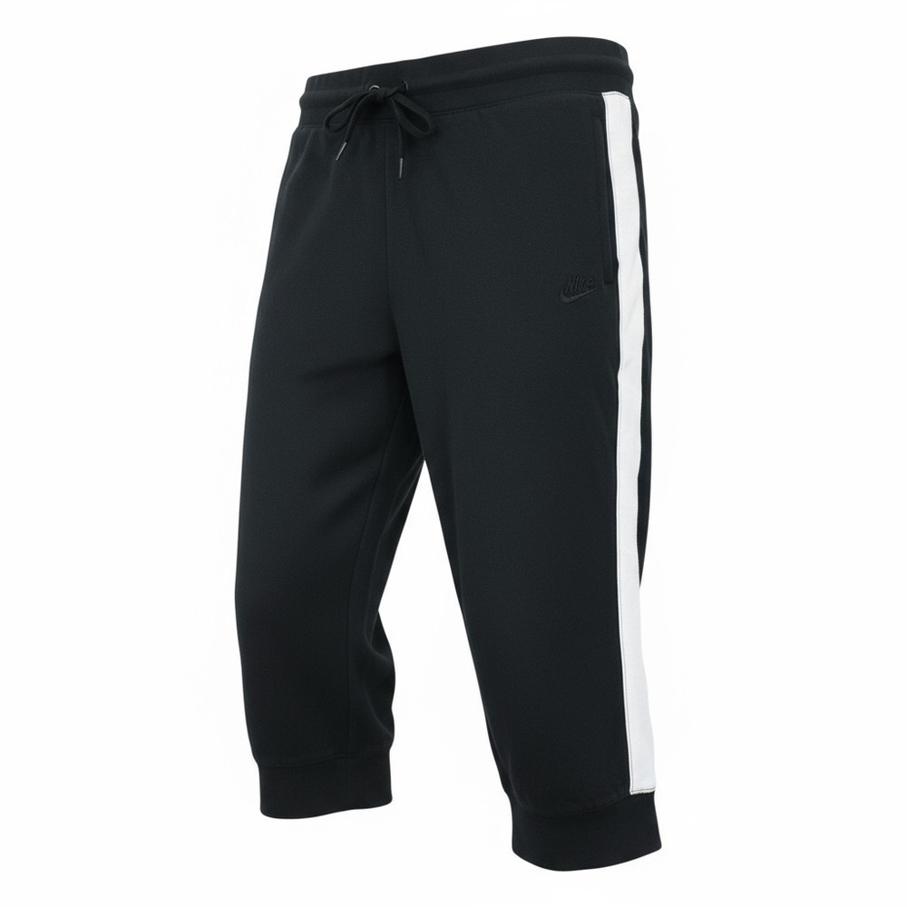 Nike jogger capris
